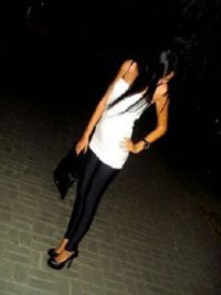 Escort Raymond in Zhosaly